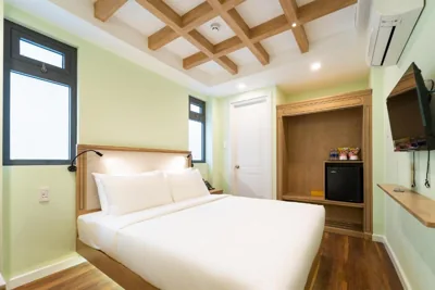 Superior King mit Fenster — Nicecy Hotel - Trương Quyền